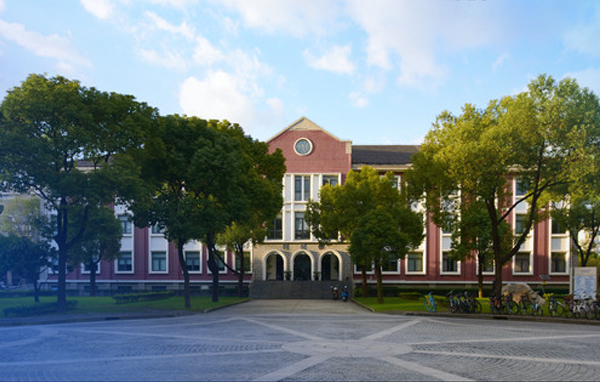 上海財經大學——為什么人們購買奢侈品？｜Pre-Sufer校園初體驗之明星教師公開課第五講