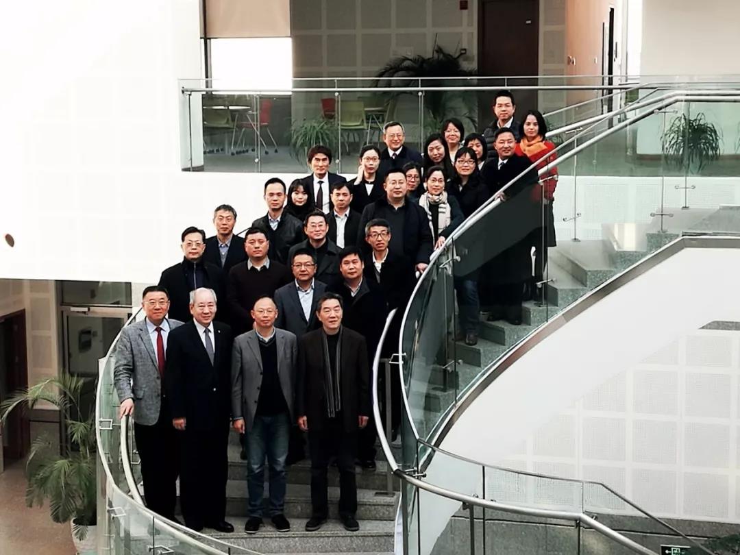 劉斌院長(zhǎng)參加“上海 MBA 課程案例庫(kù)開發(fā)共享平臺(tái)建設(shè)”項(xiàng)目案例建設(shè)指導(dǎo)委員會(huì)會(huì)議