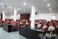 首都經(jīng)濟(jì)貿(mào)易大學(xué)MBA畢業(yè)生實(shí)習(xí)報(bào)告說明會(huì)成功舉辦