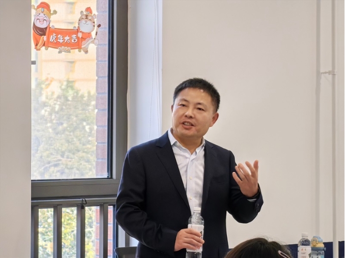 北外國際商學院企業導師郭士強為學生進行“職業生涯規劃”分享