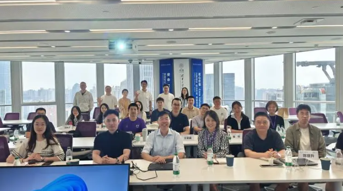 清華MBA“產業實踐前沿”上海行：深度探索期貨與衍生品市場，助力實體經濟發展